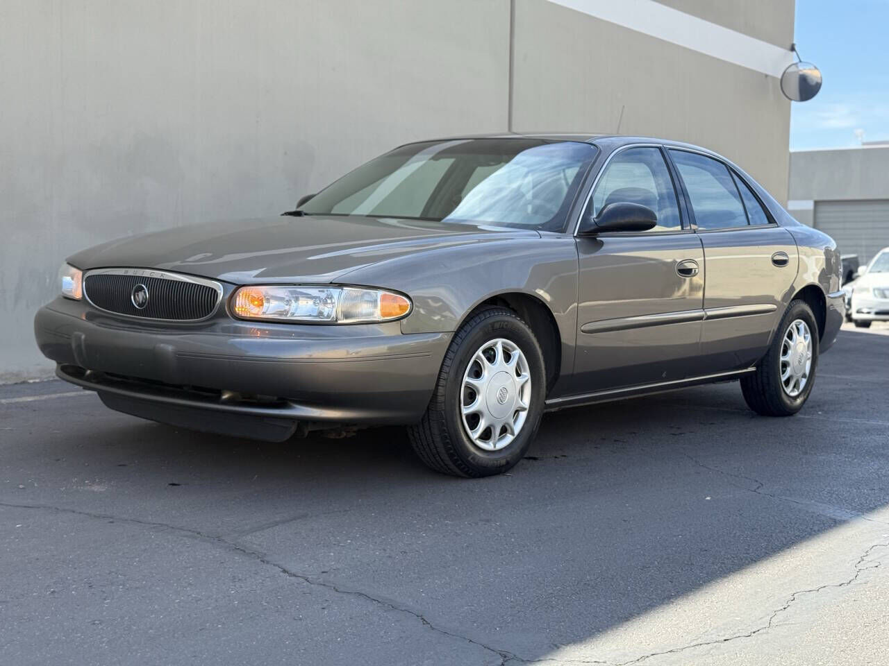 2004 BUICK Century