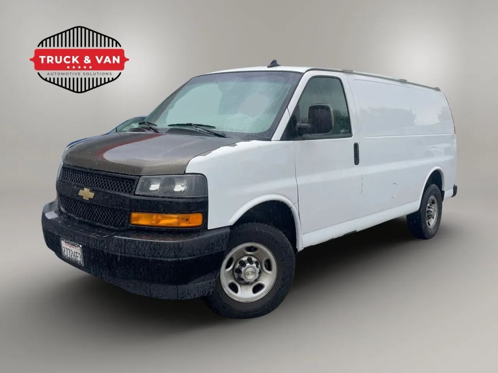 2021 CHEVROLET Express