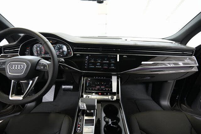 2026 Audi Q8