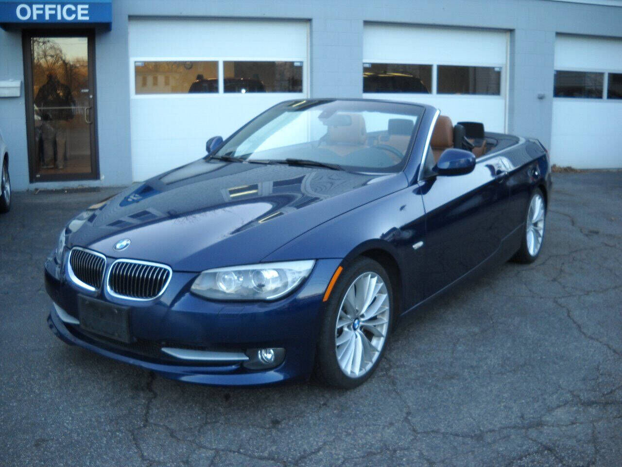 2011 BMW 3 Series