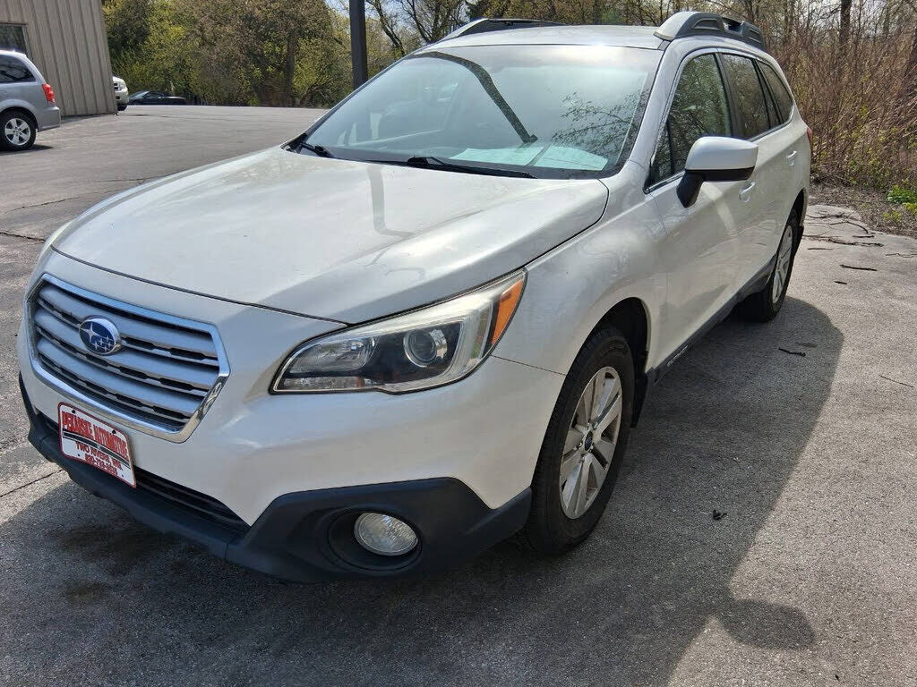 2015 SUBARU Outback
