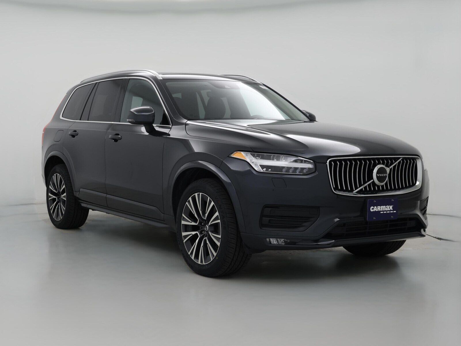 2022 VOLVO XC90
