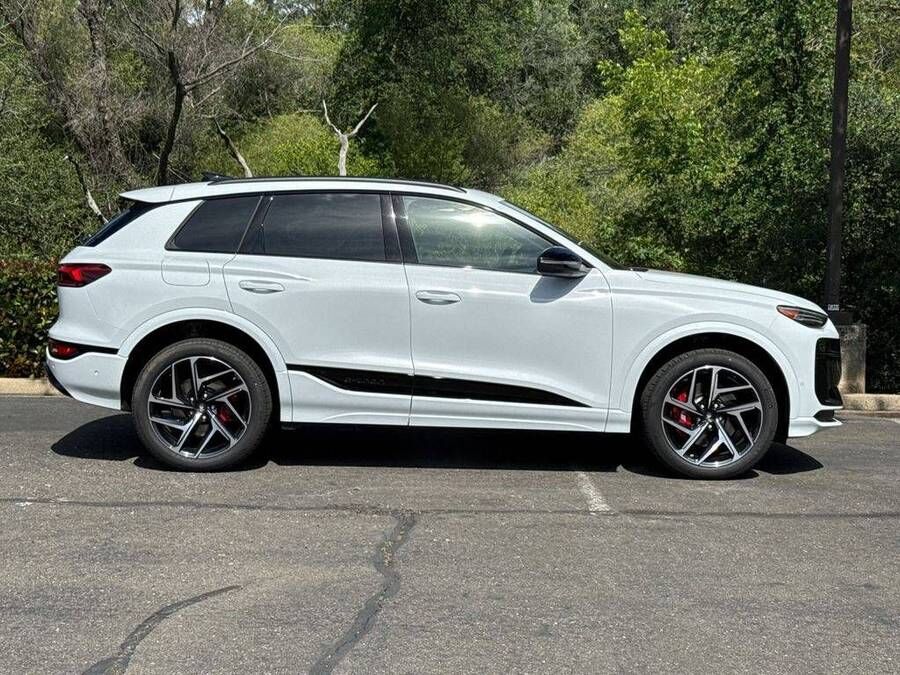 2027 Audi SQ6