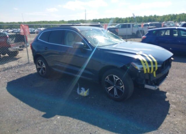 2022 VOLVO XC60