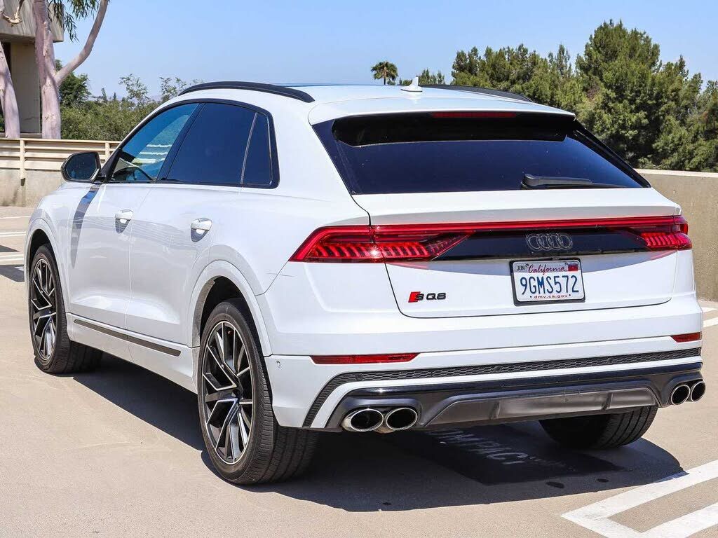 2023 Audi SQ8