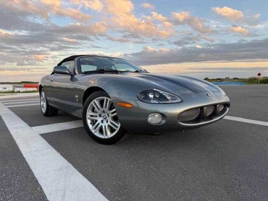 Jaguar XK