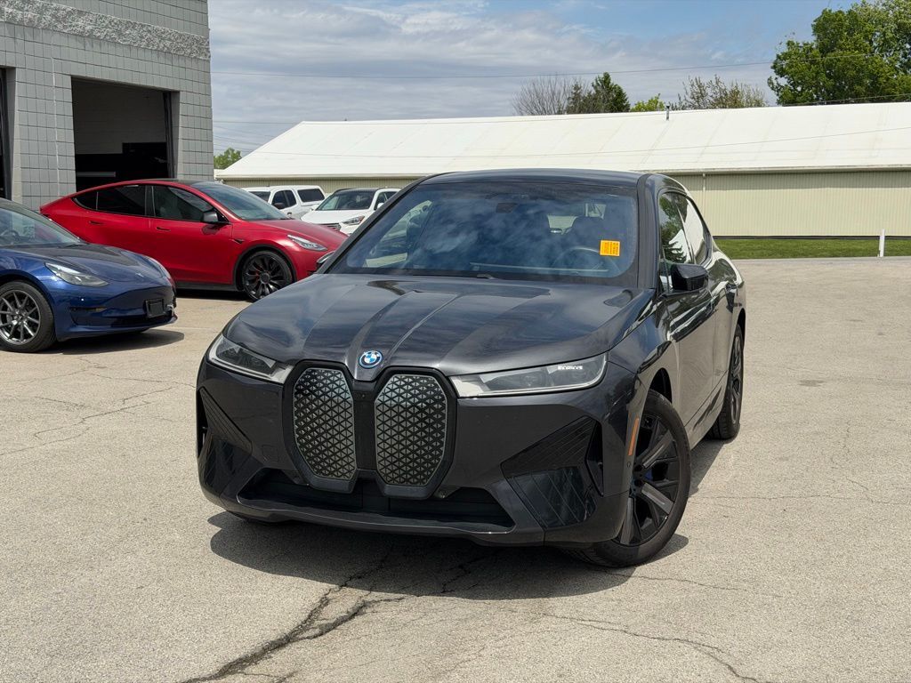 2024 BMW ix