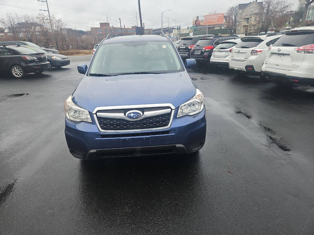 2014 SUBARU Forester