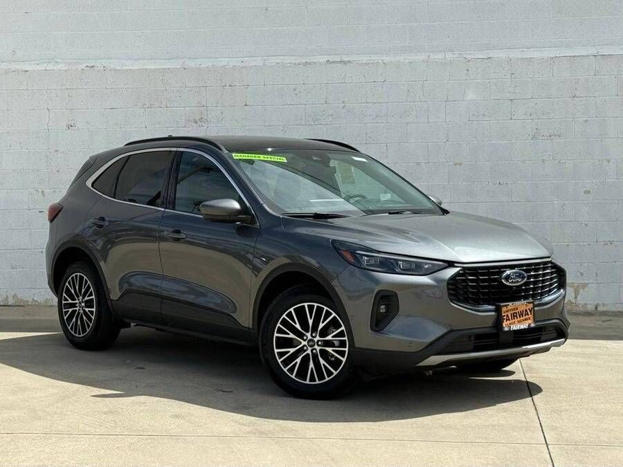 2024 FORD Escape