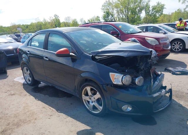 2014 CHEVROLET Sonic