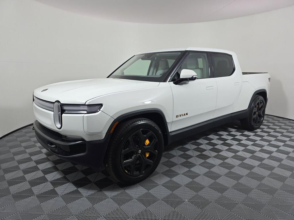 2025 RIVIAN R1T