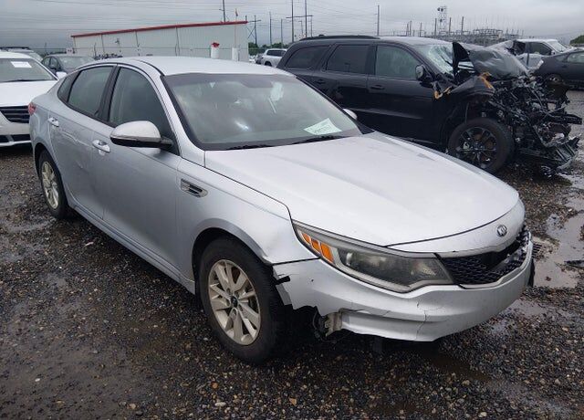 2017 KIA Optima