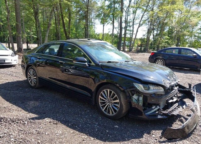 2017 LINCOLN MKZ