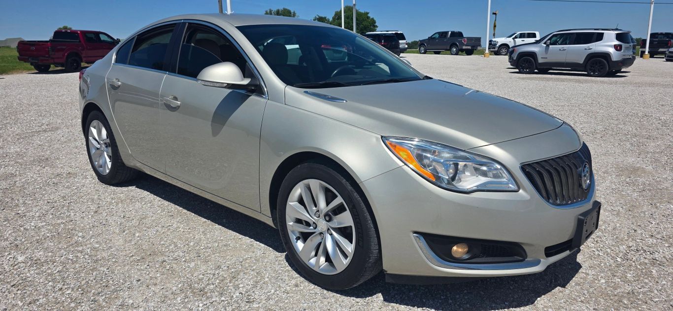 2016 BUICK Regal