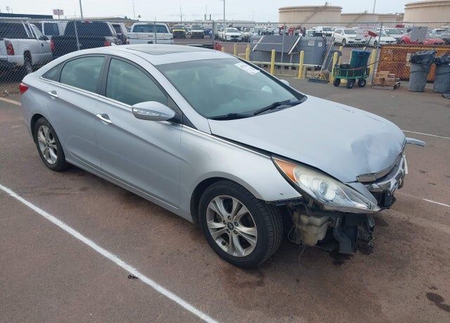 2011 HYUNDAI Sonata