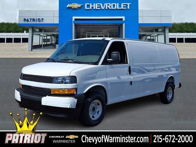 2026 CHEVROLET Express