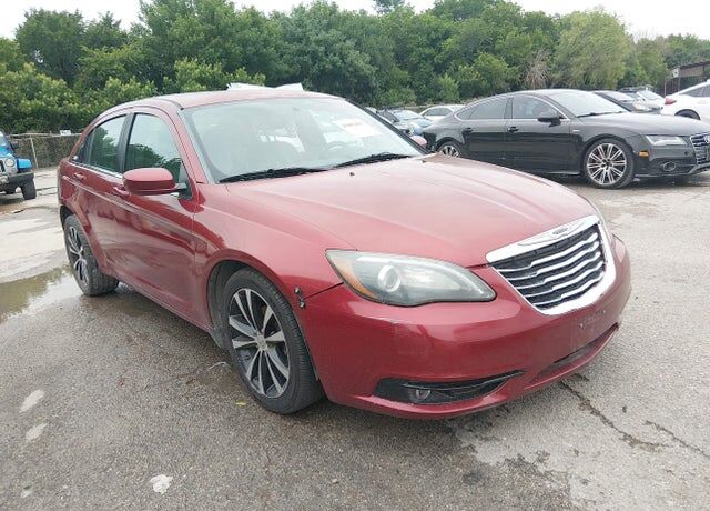 2014 CHRYSLER 200
