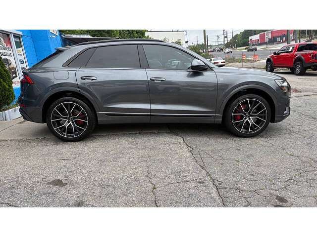 2019 AUDI Q8