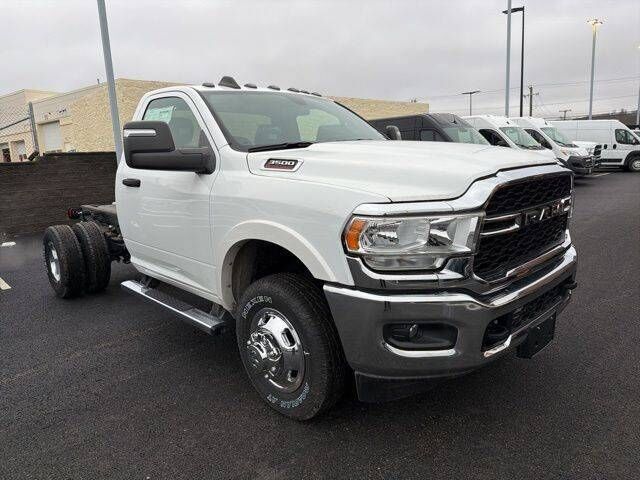 2024 RAM 3500