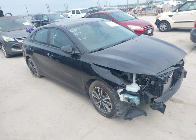 2023 KIA Forte