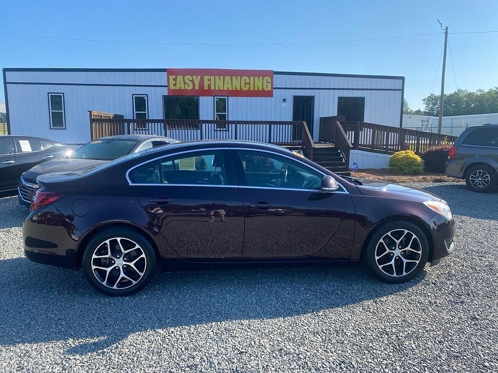 2017 BUICK Regal
