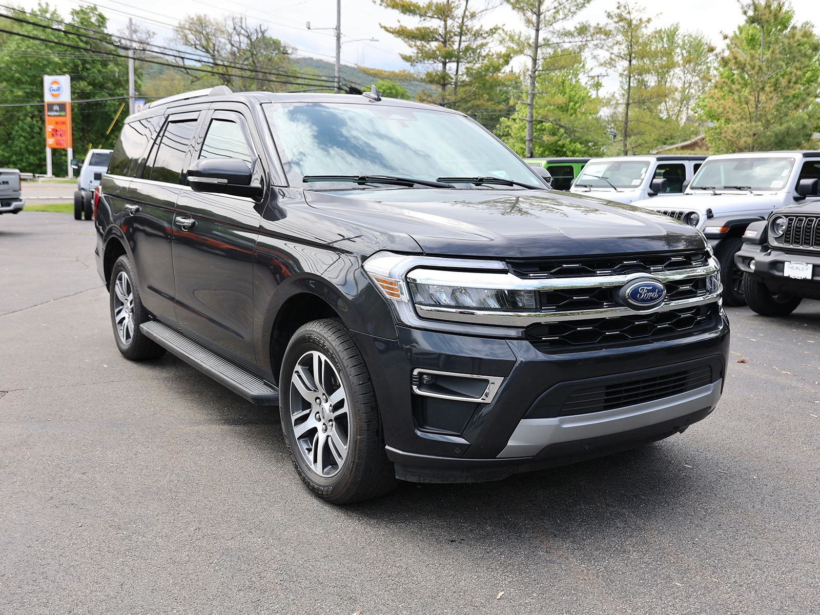 2024 FORD Expedition