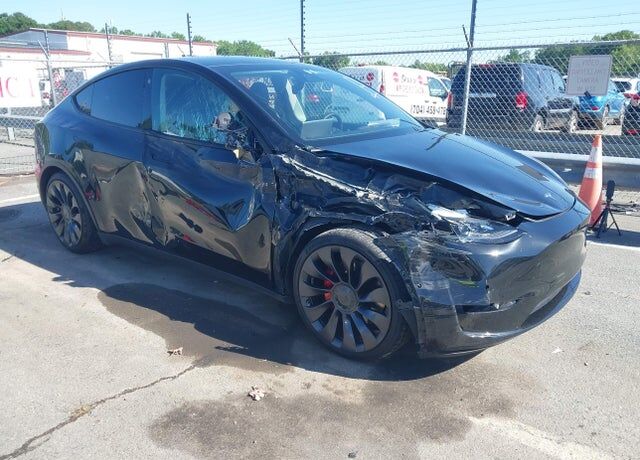 2021 TESLA Model Y