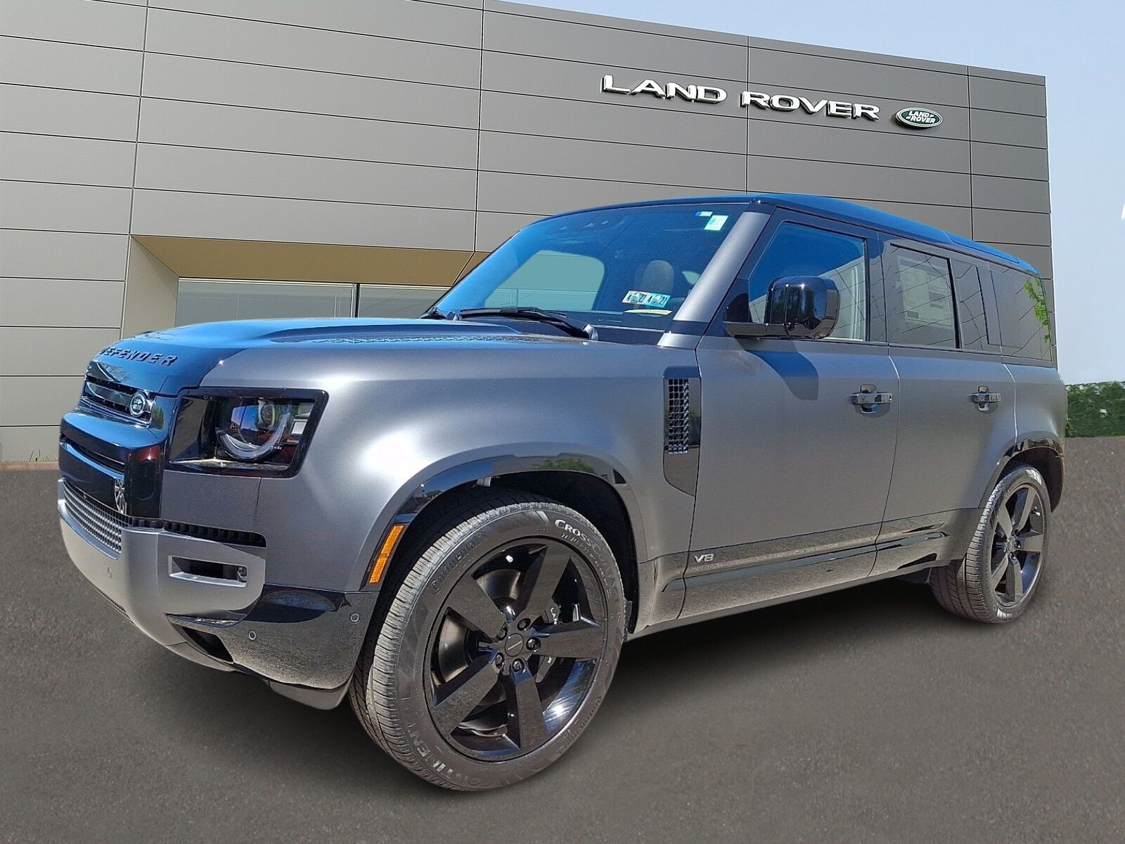 2026 LAND ROVER Defender