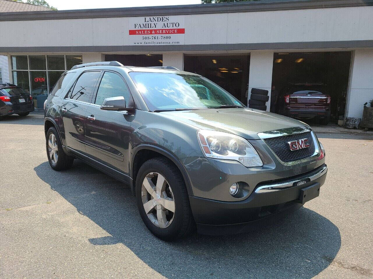 2011 GMC Acadia