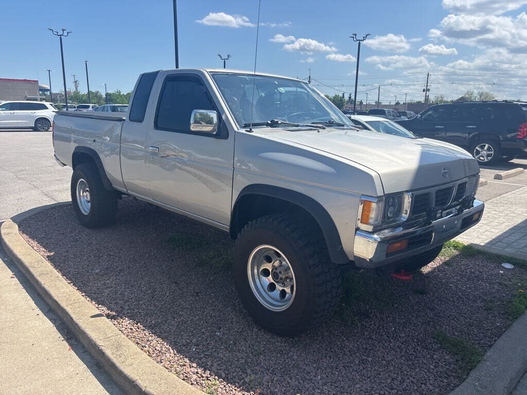 Nissan Pickup