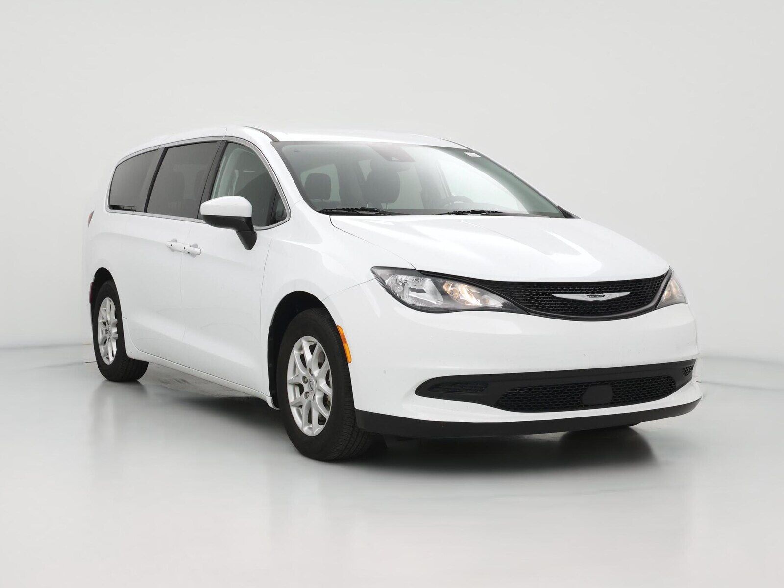 2023 CHRYSLER Voyager