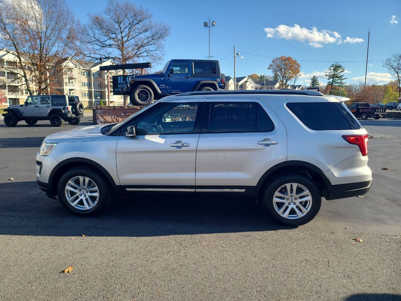 2018 FORD Explorer