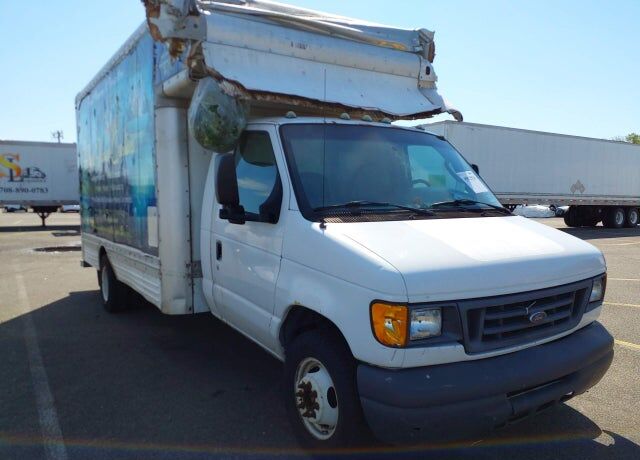2006 FORD E-450