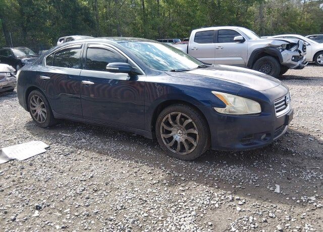 2014 NISSAN Maxima