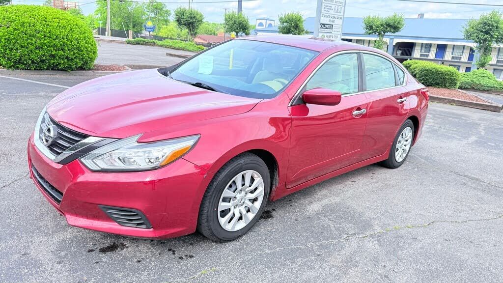 2017 NISSAN Altima