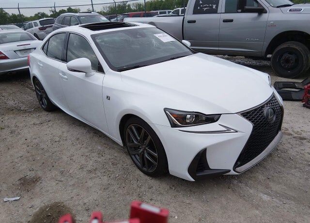 2018 LEXUS IS