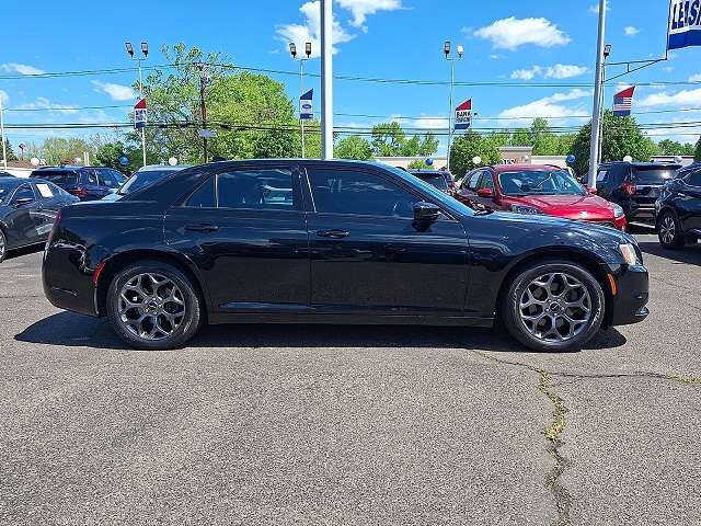 2017 Chrysler 300