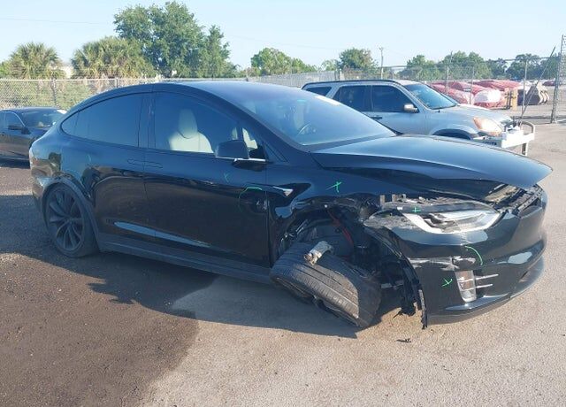 2018 TESLA Model X