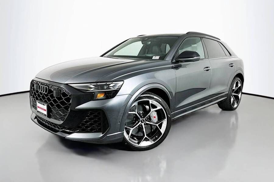 2026 AUDI RS Q8