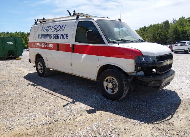 2020 CHEVROLET Express