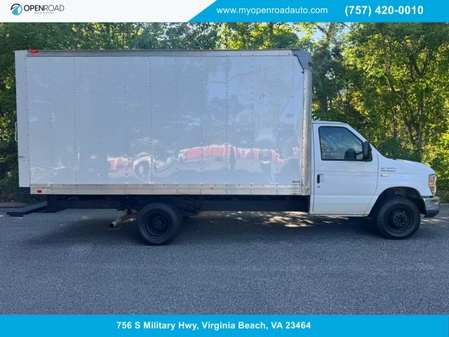 2016 FORD E-350