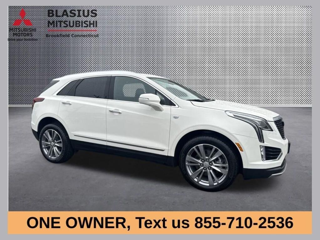 2025 CADILLAC XT5