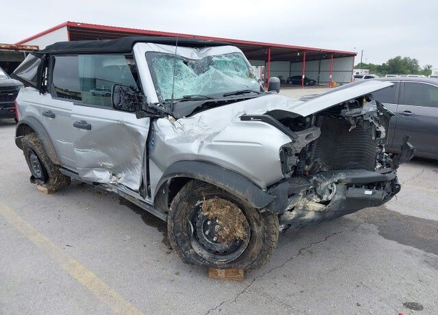 2021 FORD Bronco
