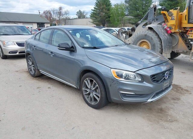 2016 VOLVO S60 Cross Country