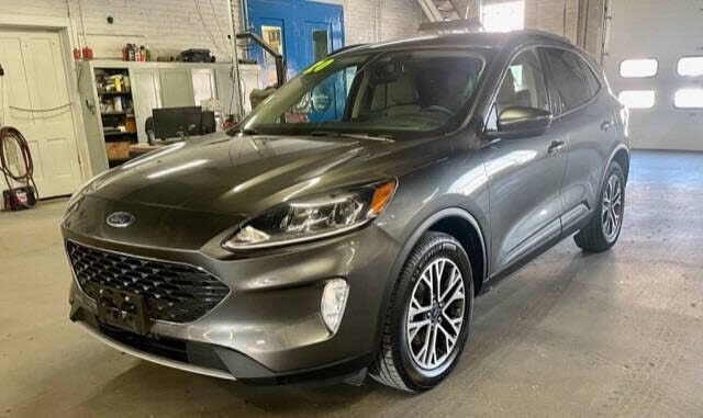 2020 FORD Escape