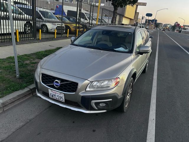 Volvo XC70