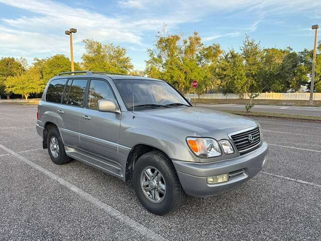 Lexus LX