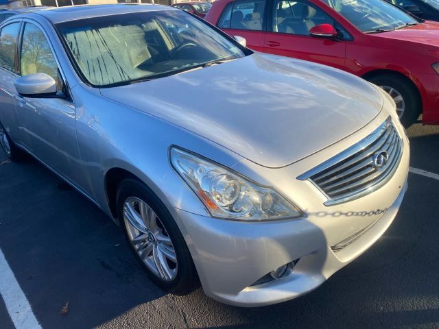 Infiniti G37