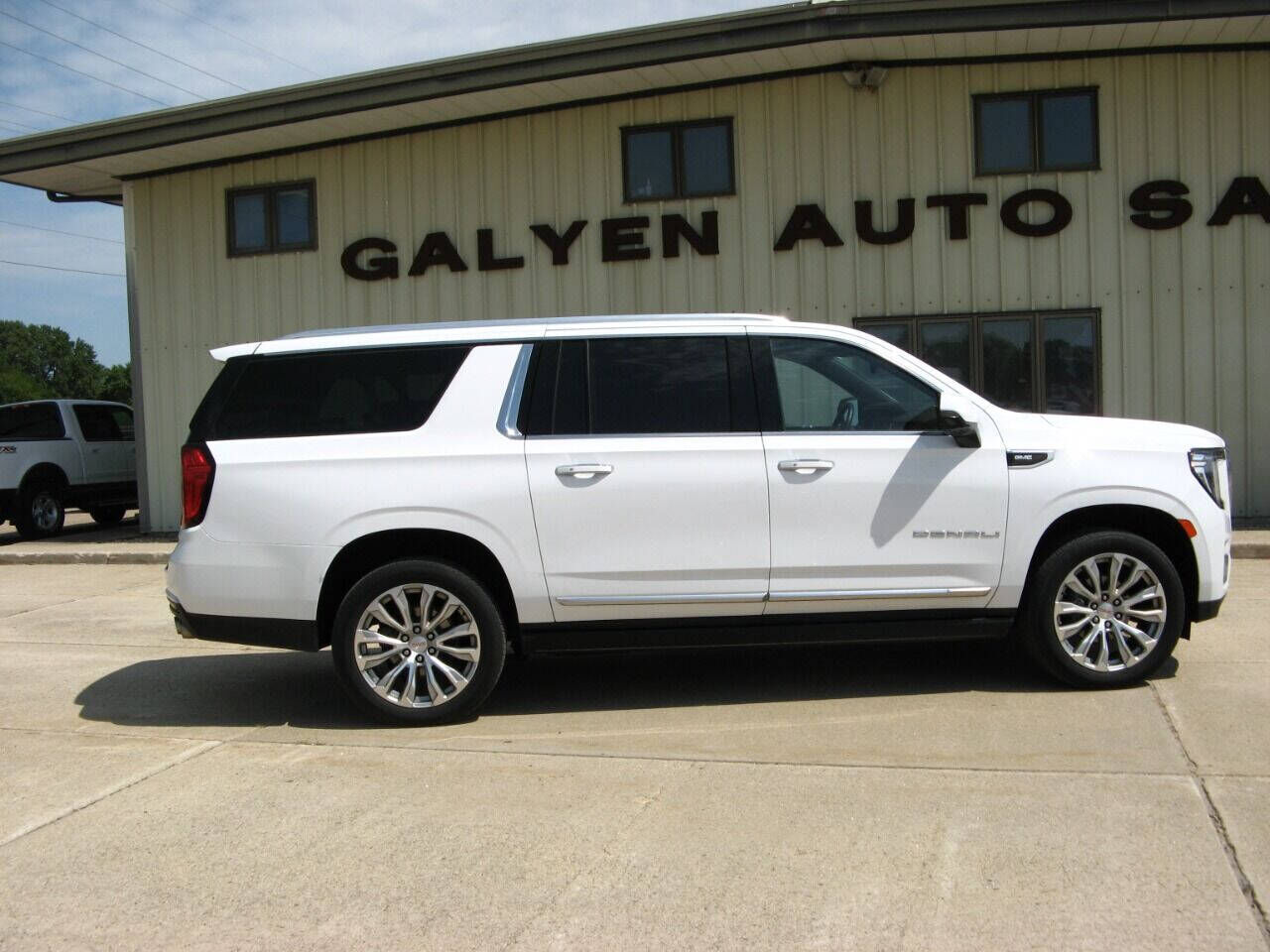 2022 GMC Yukon XL