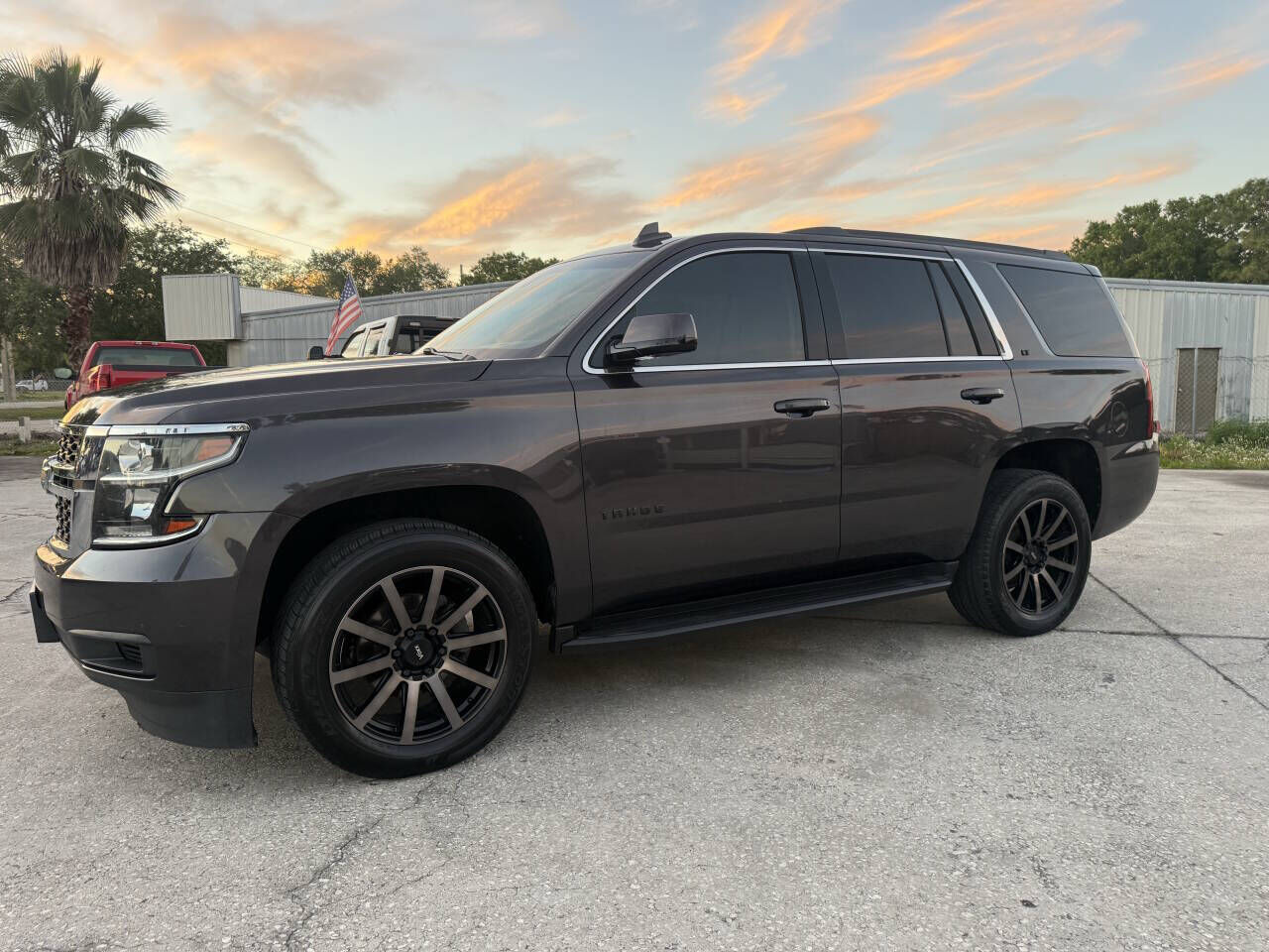 2017 CHEVROLET Tahoe